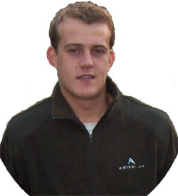 Manuel Relea que mat&oacute; dos jabal&iacute;s de tres disparos