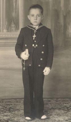 Celestino Cuevas en el d&iacute;a de su primera comuni&oacute;n