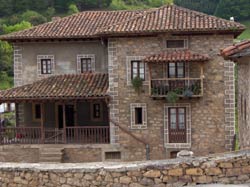 Casa construida por D. Gerardo Cantero en Esanos